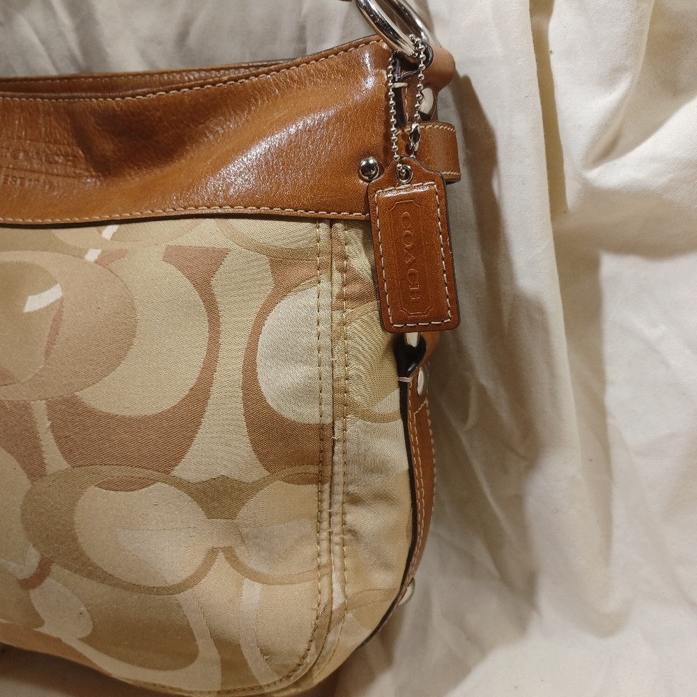 Coach Zoe shoulder bag - Picture 4 of 9